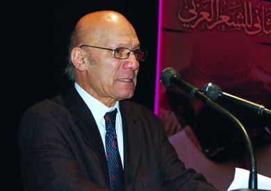 الشاعر أحمد عبد المعطي حجازي